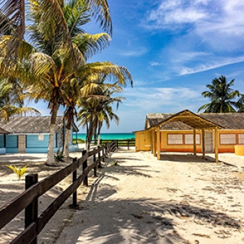 El Cuyo, serenidad entre aguas prístinas.